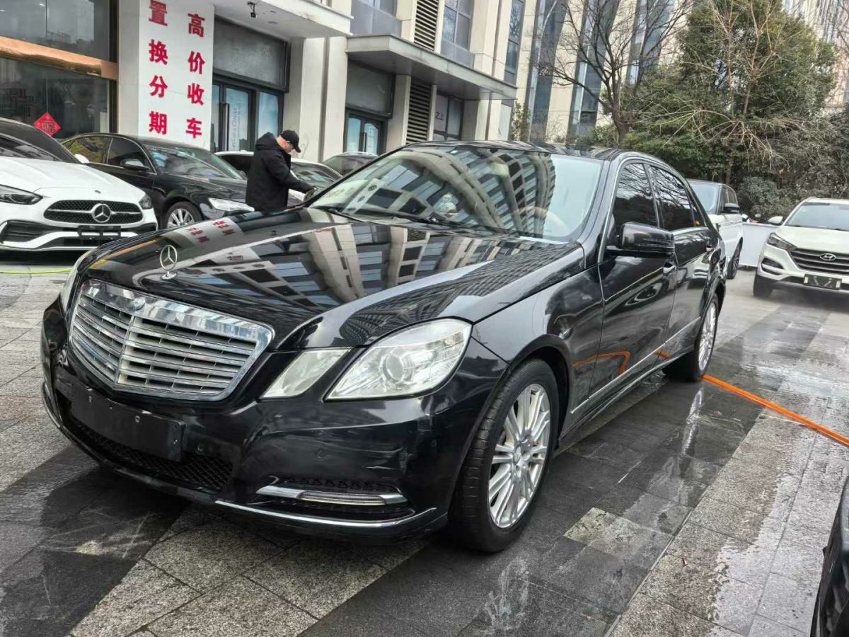 奔馳 奔馳E級  2013款 E 260 L CGI優(yōu)雅型圖片