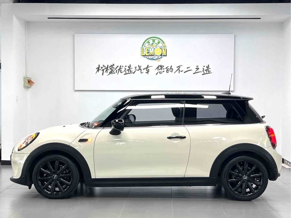 MINI MINI  2020款 1.5T COOPER 藝術(shù)家圖片