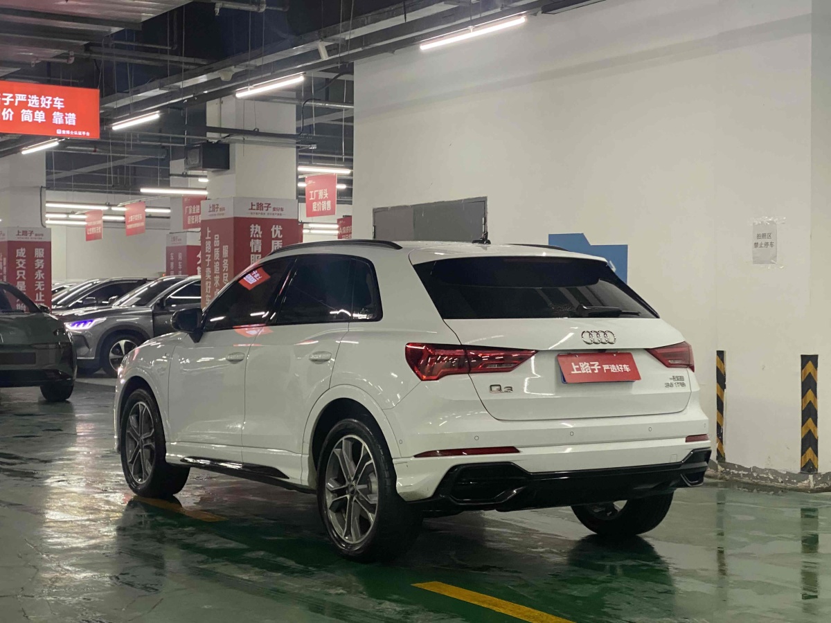 奧迪 奧迪Q3  2023款 35 TFSI 時(shí)尚動(dòng)感型圖片