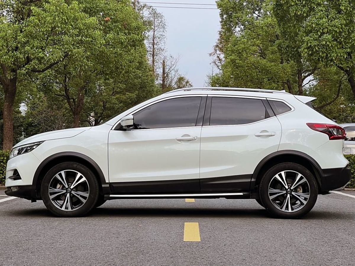 日產(chǎn) 逍客  2019款  2.0L CVT豪華版圖片