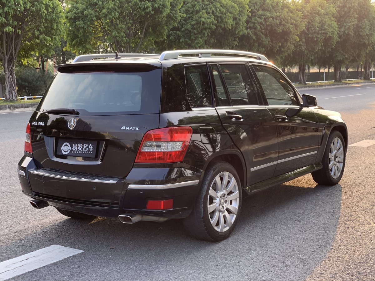 2009年4月奔馳 奔馳GLK級  2008款 GLK 300 4MATIC 豪華型