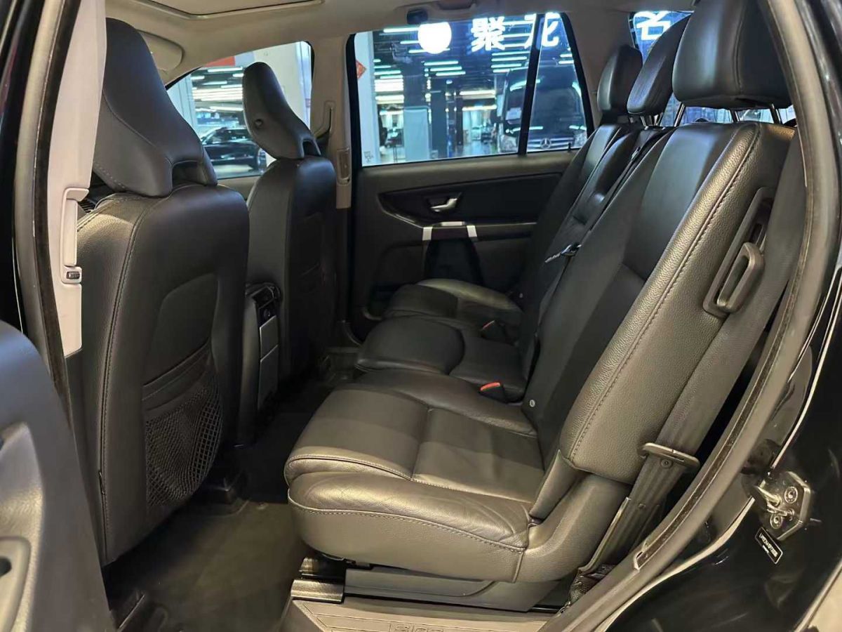 沃爾沃 XC90  2016款 2.0T T5 升級(jí)版智逸版圖片