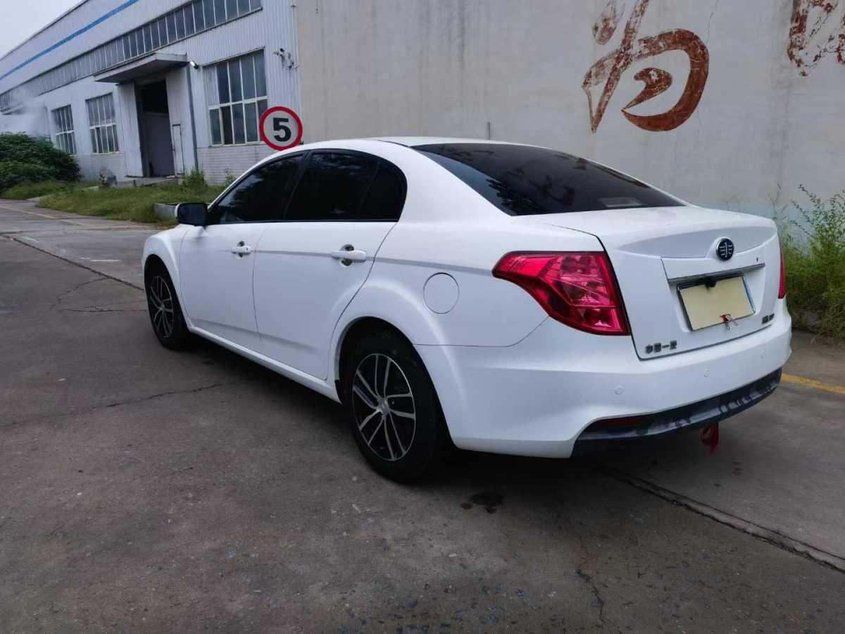 奔騰 B50  2013款 1.6L 手動豪華型圖片