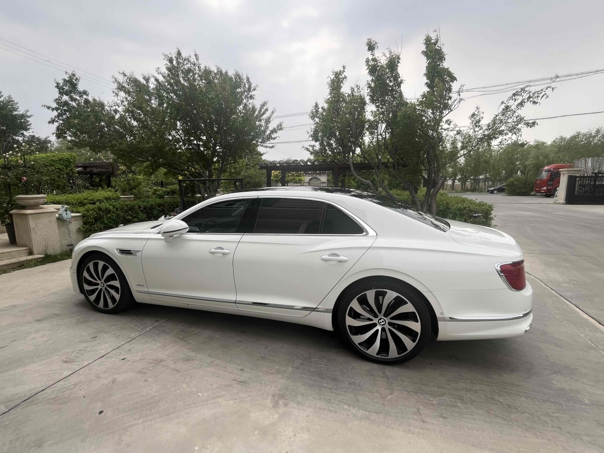 賓利 飛馳  2023款 4.0T V8 雅度版圖片