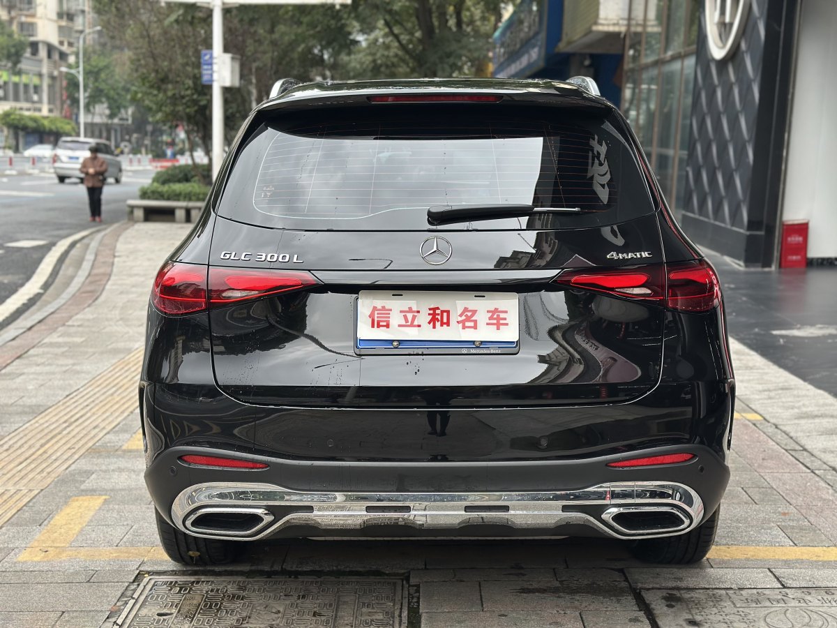 奔馳 奔馳GLC  2023款 改款 GLC 300 L 4MATIC 動感型 5座圖片