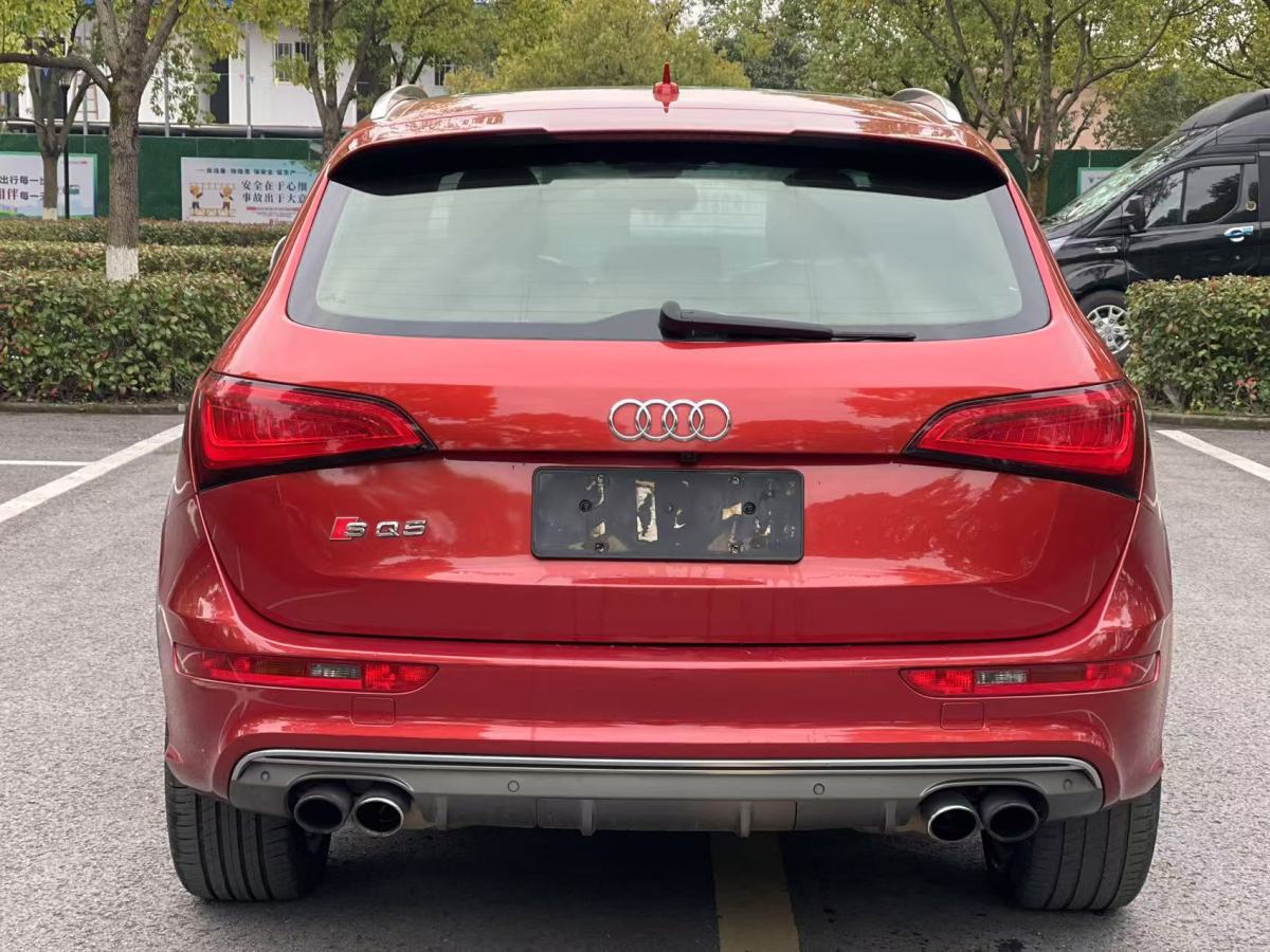 2015年4月奧迪 奧迪SQ5  2014款 SQ5 3.0 TFSI quattro