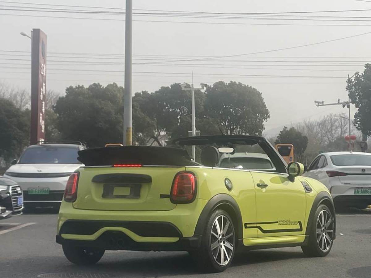 MINI MINI  2022款 2.0T COOPER S CABRIO 藝術(shù)家圖片