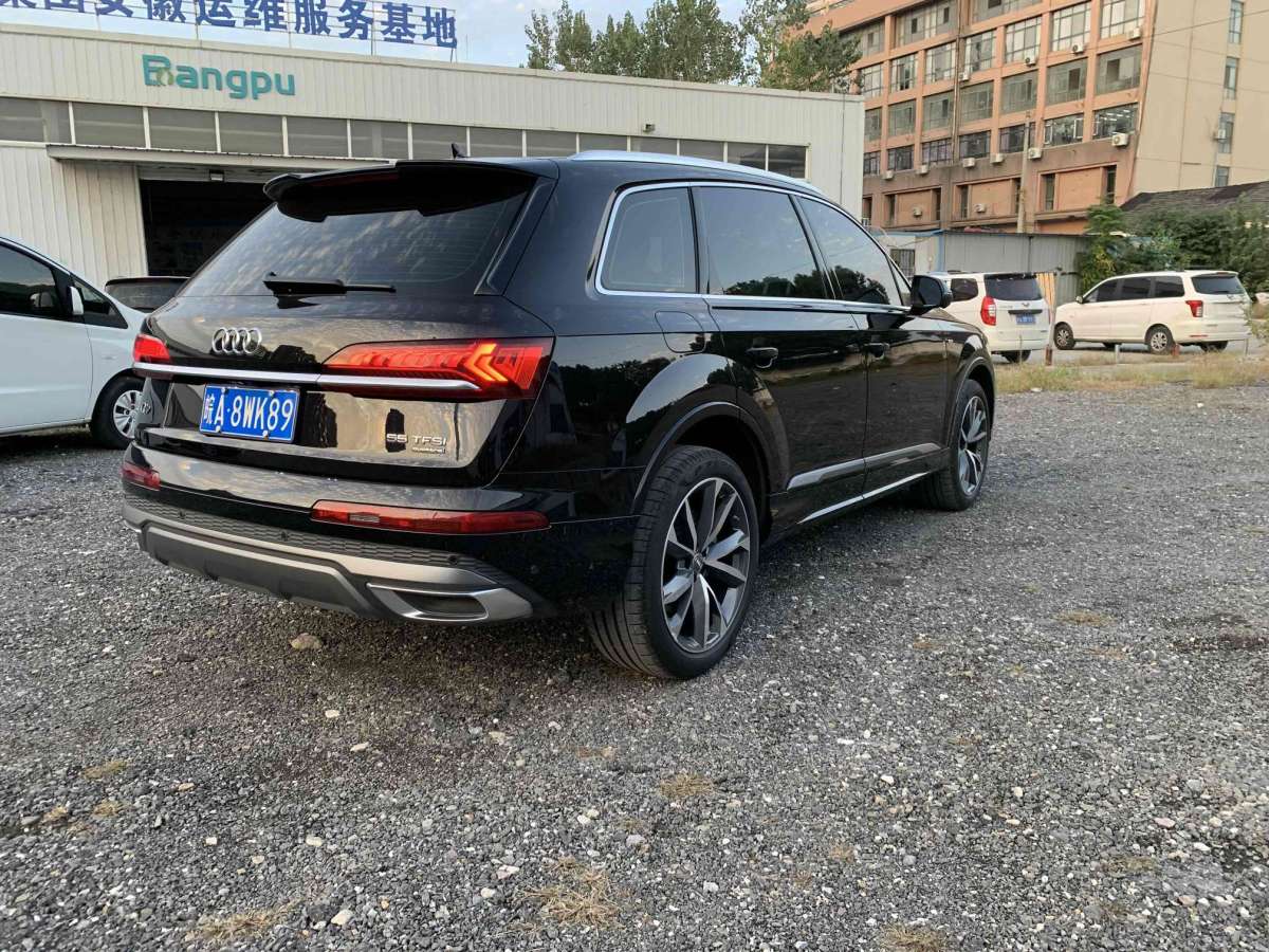 奥迪 奥迪Q7  2021款 55 TFSI quattro S line运动型图片