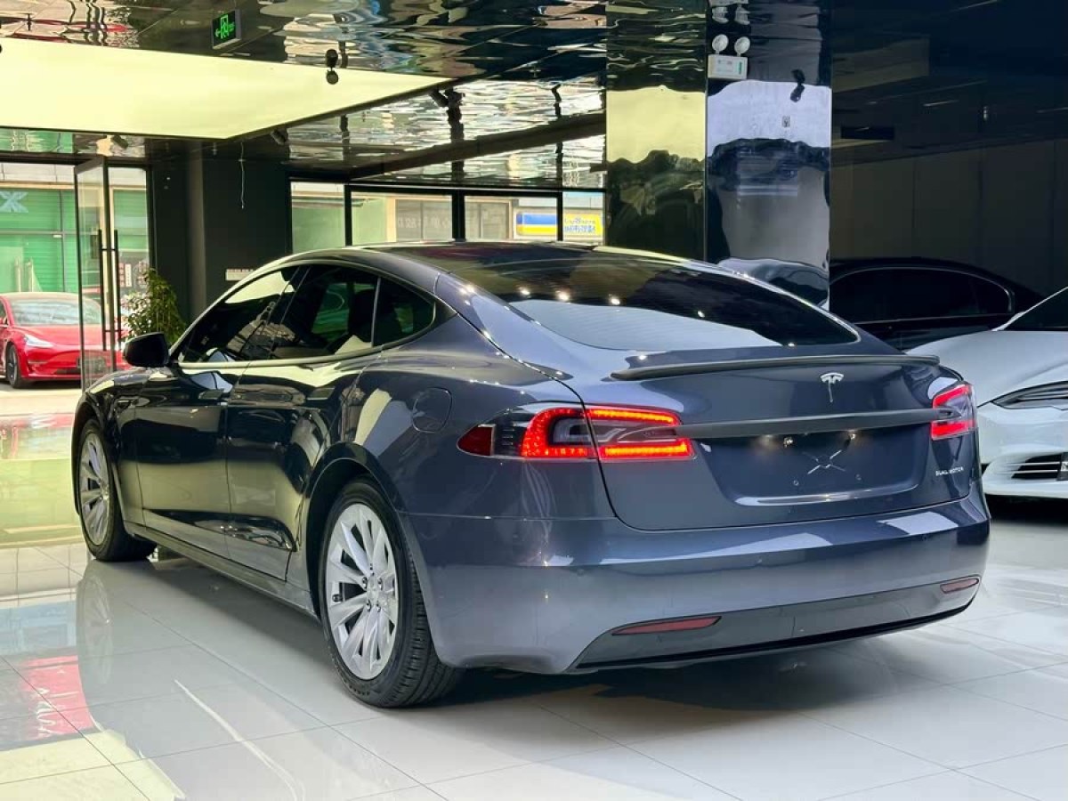 特斯拉 Model S  2019款 長續(xù)航版圖片