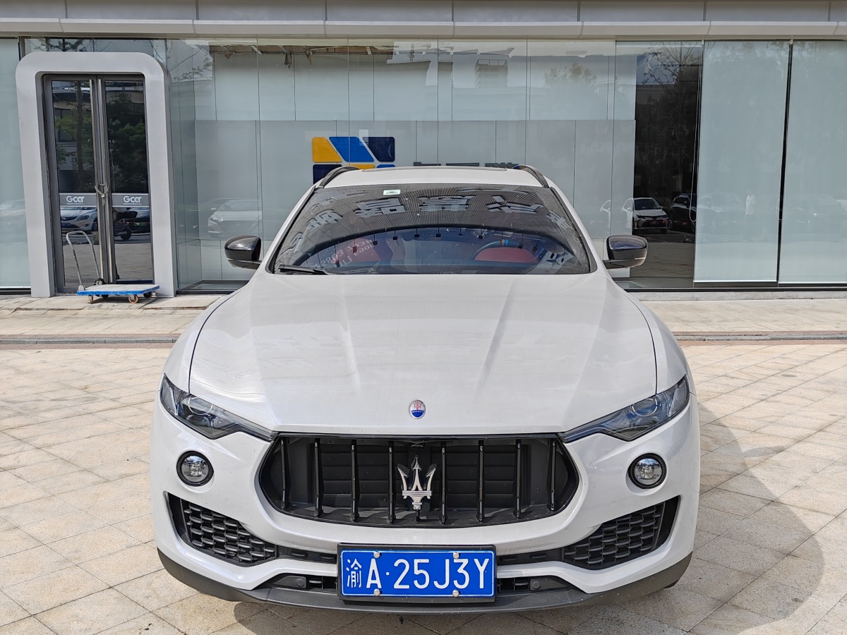 瑪莎拉蒂 Levante  2021款 3.0T 標(biāo)準(zhǔn)版圖片