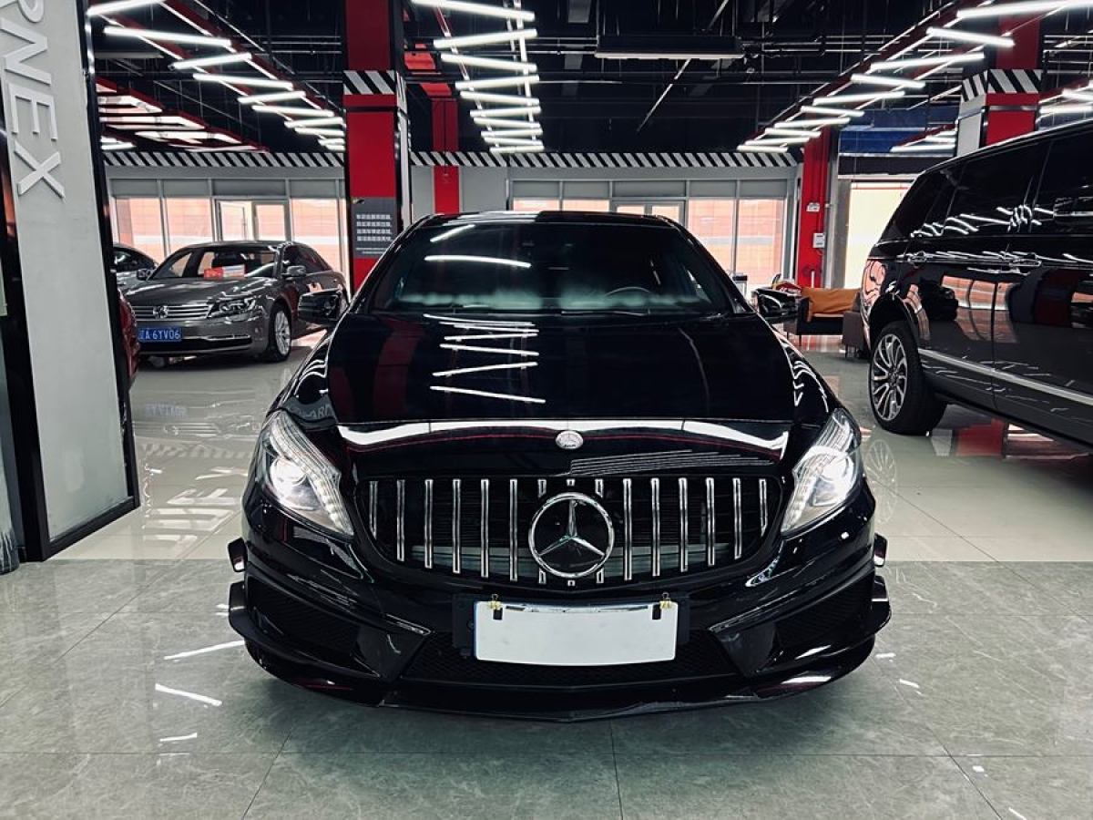 奔馳 奔馳A級AMG  2014款 AMG A 45 4MATIC圖片