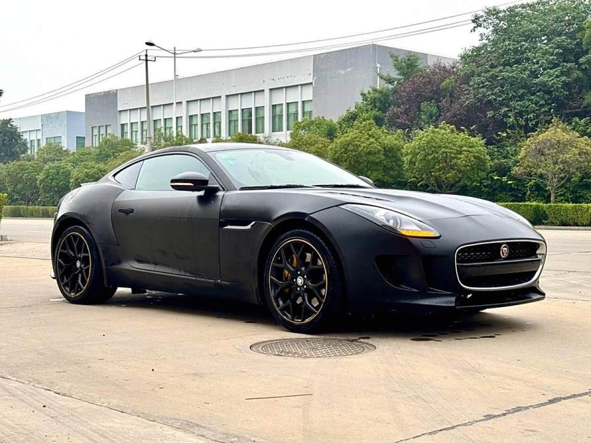 捷豹 F-TYPE  2016款 3.0T 硬頂版圖片