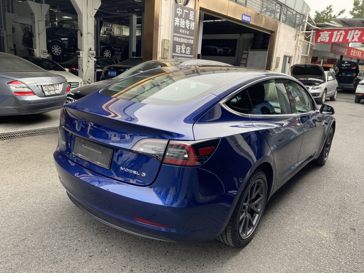 特斯拉 Model 3  2019款 標(biāo)準續(xù)航后驅(qū)升級版圖片