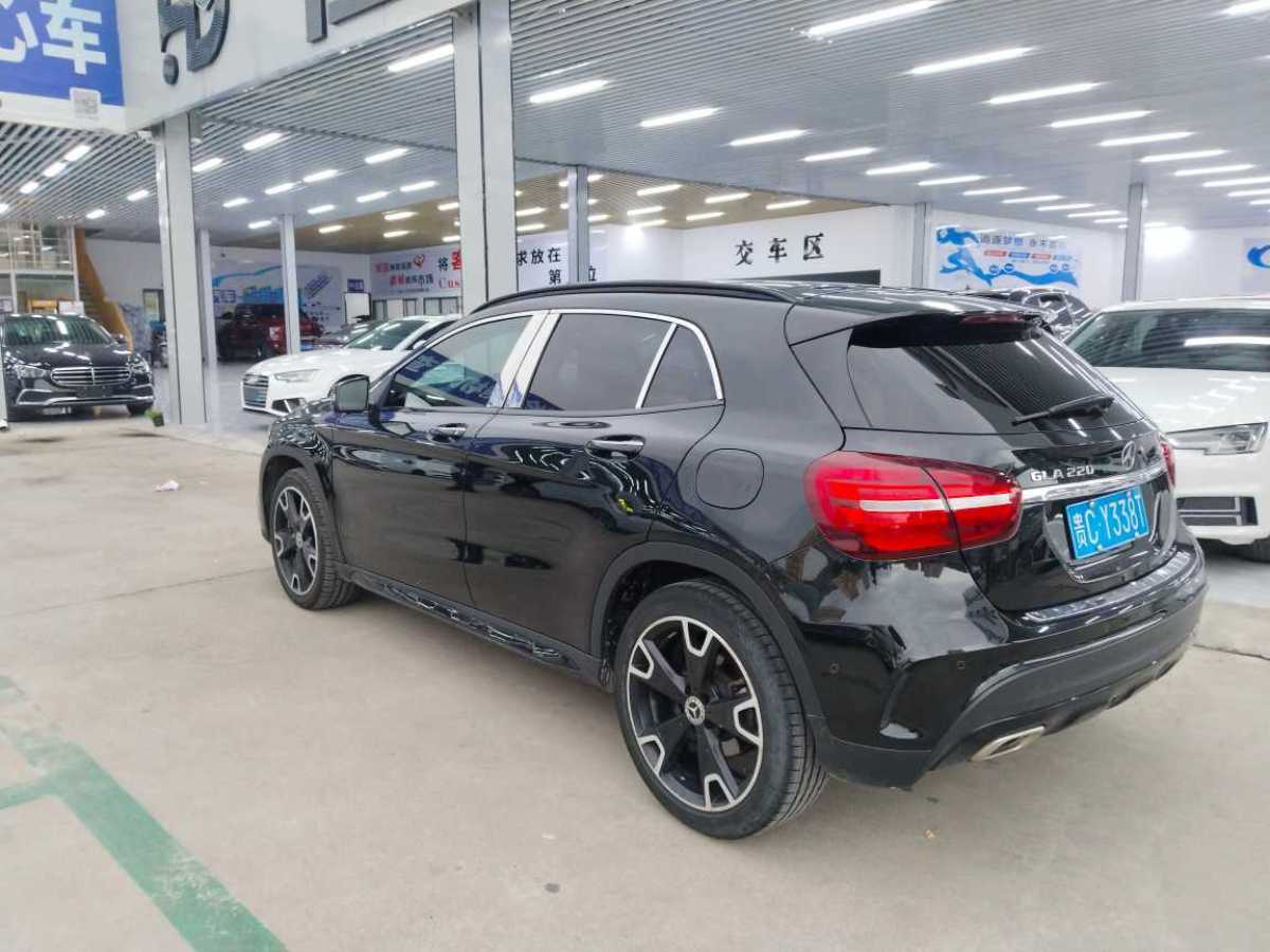 奔馳 奔馳GLA  2017款 GLA 220 4MATIC 時尚型圖片