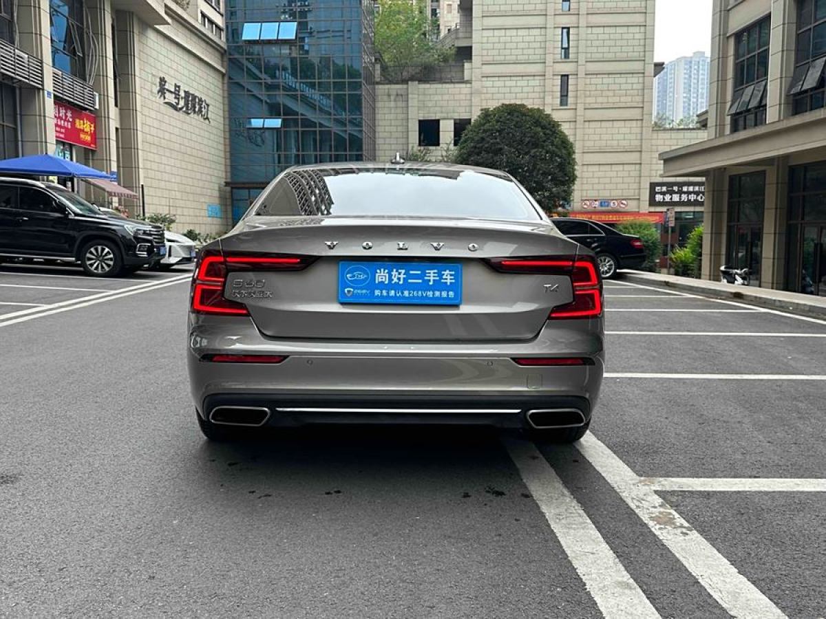 沃爾沃 S60L  2021款 T4 智逸豪華版圖片