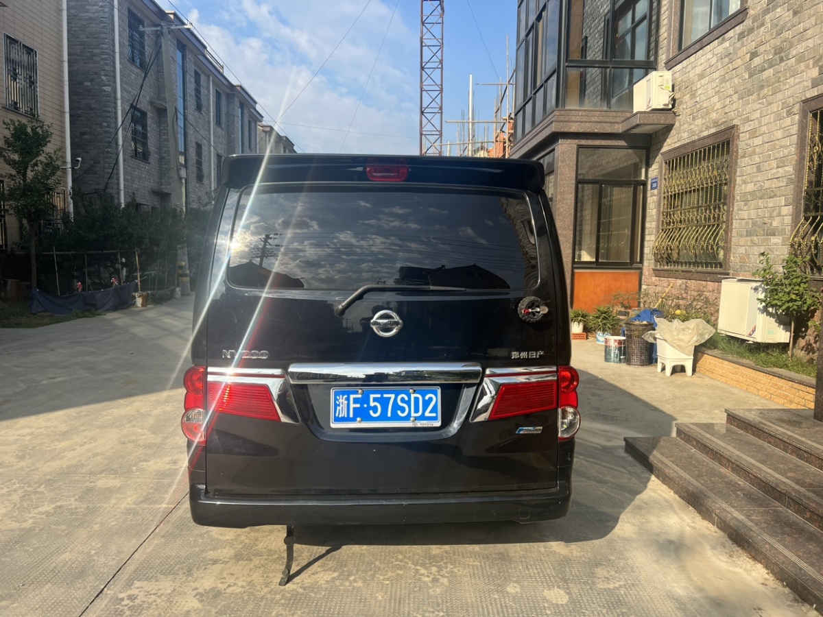 日產(chǎn) NV200  2016款 改款 1.6L CVT豪華型圖片