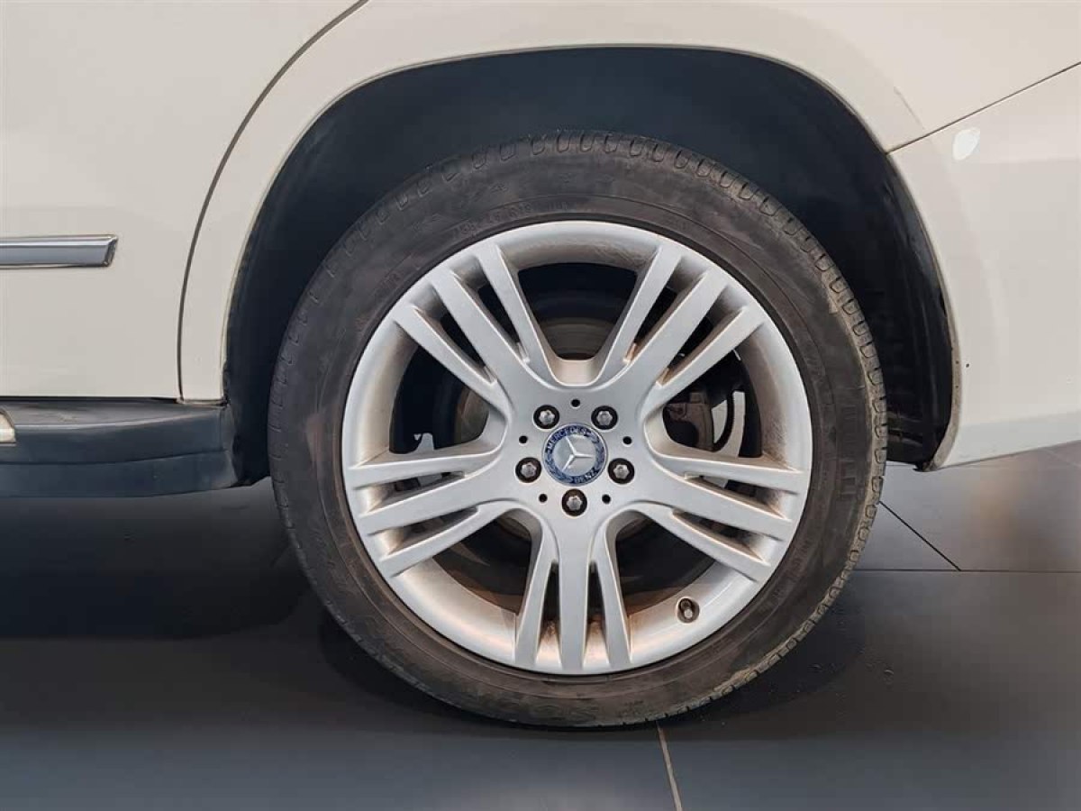 奔馳 奔馳GLK級  2015款 GLK 260 4MATIC 時尚型 極致版圖片