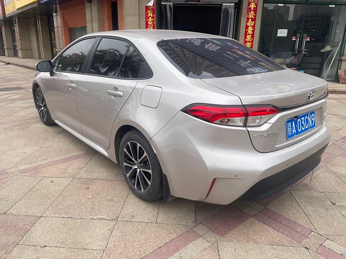 豐田 雷凌  2023款 智能電混雙擎 1.8L 領(lǐng)先版圖片