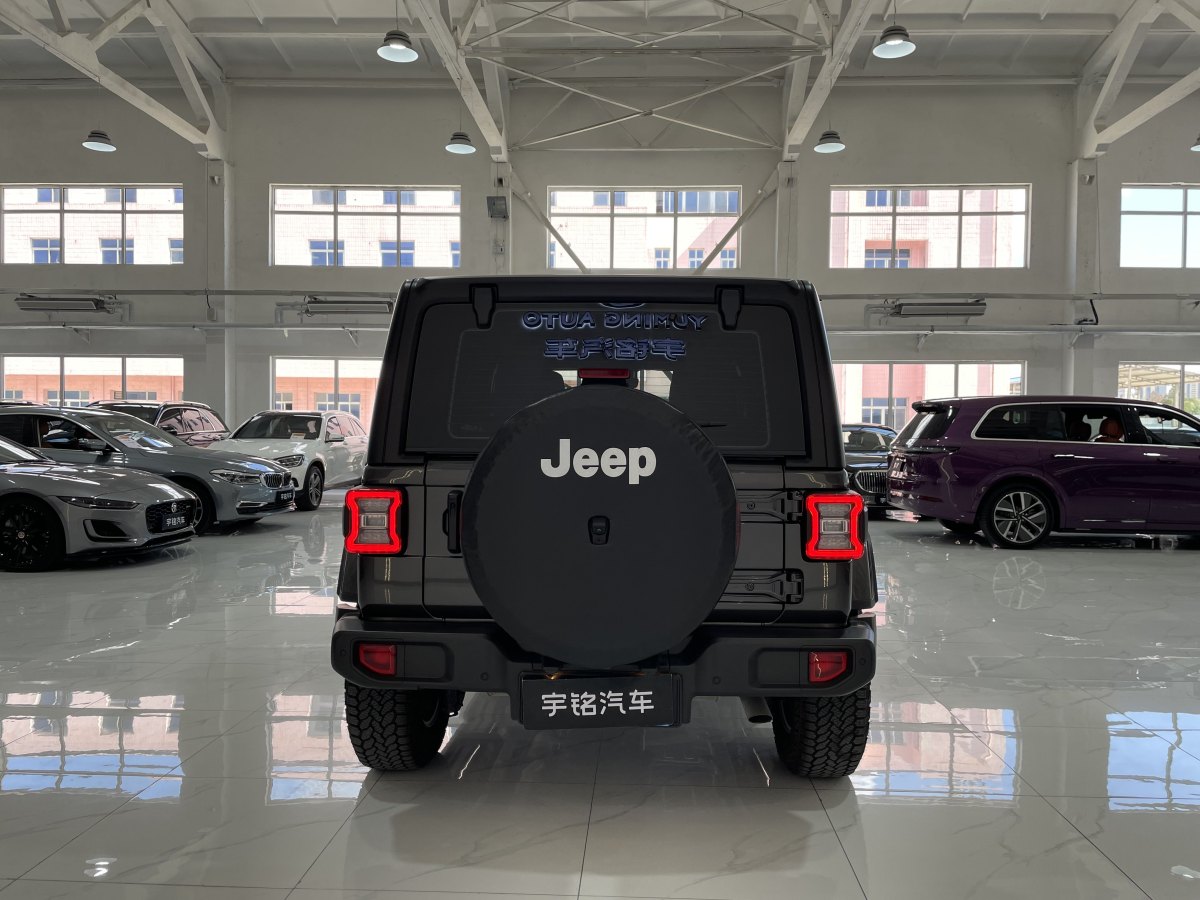 Jeep 牧馬人  2024款 2.0T 撒哈拉四門版圖片