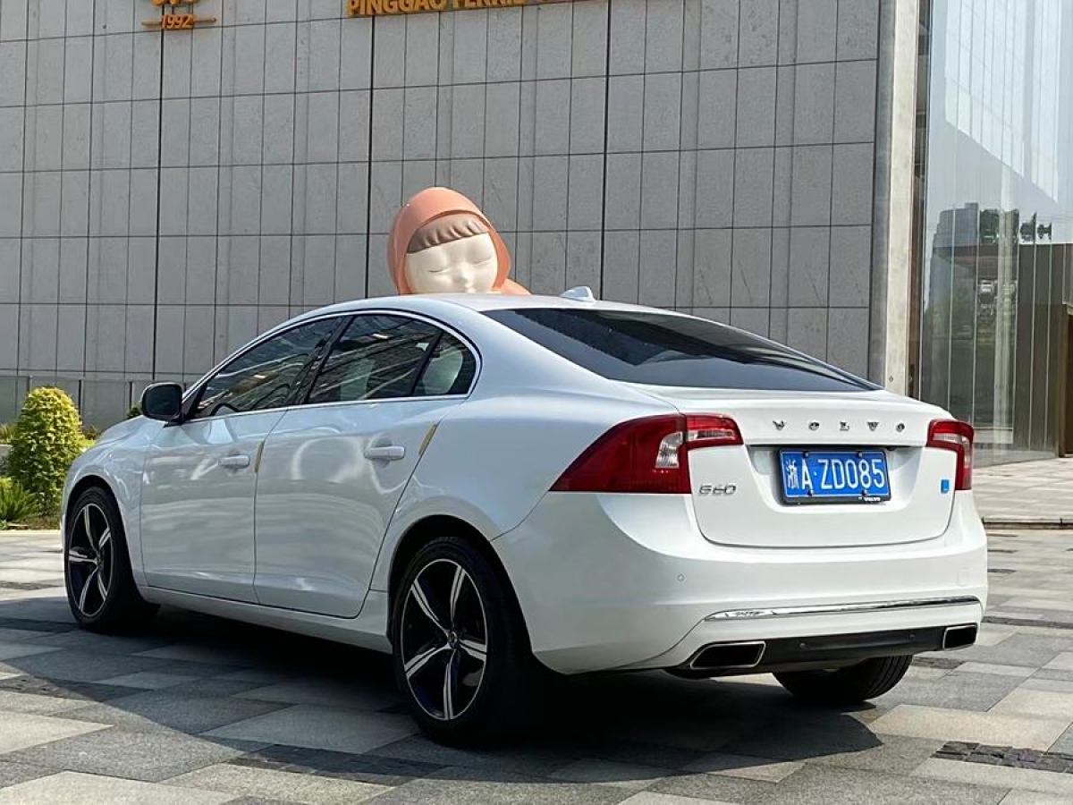 沃爾沃 S60  2016款 S60L 2.0T T5 智越版圖片