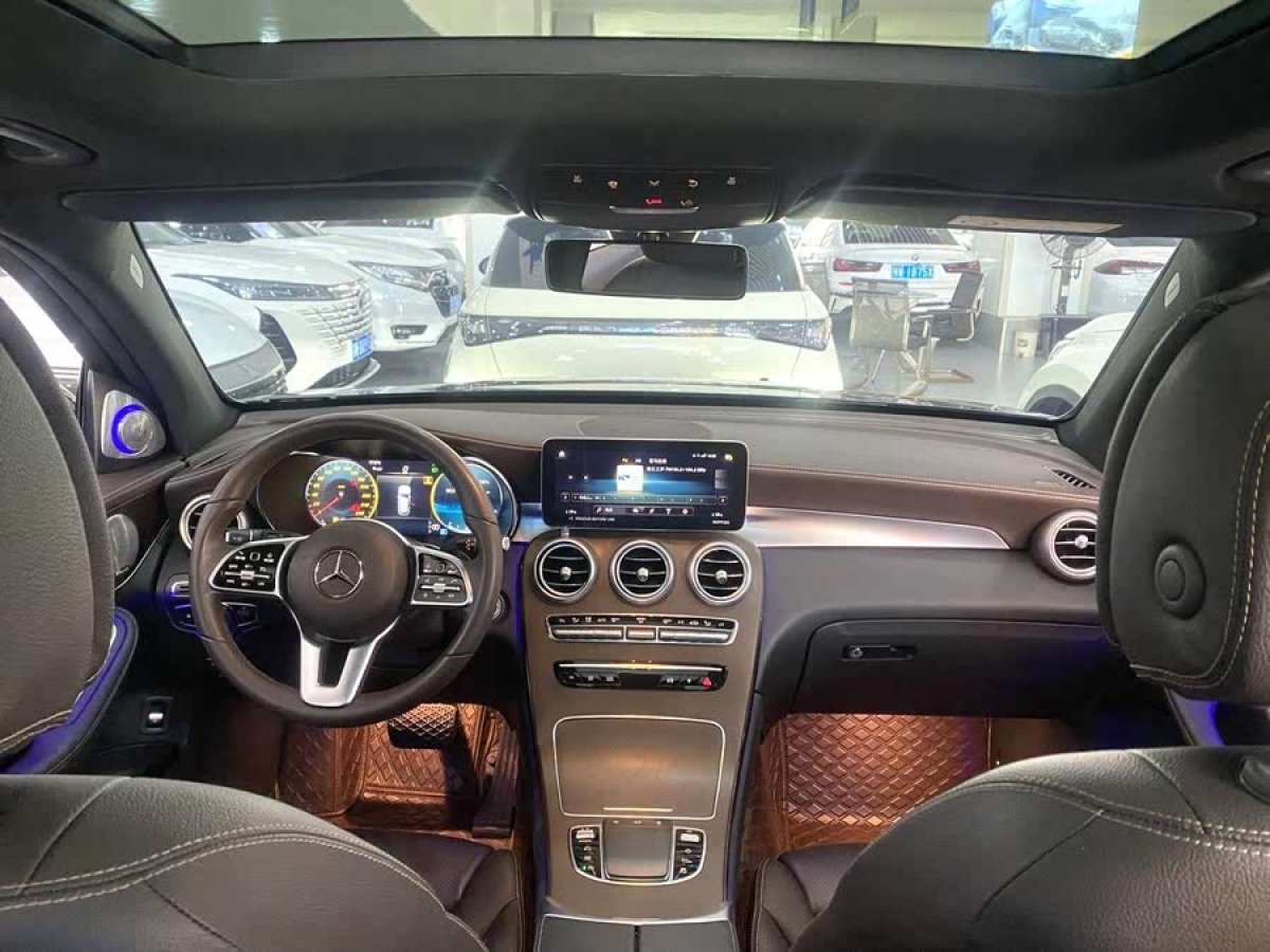 奔馳 奔馳GLC  2025款 改款 GLC 260 L 4MATIC 豪華型圖片