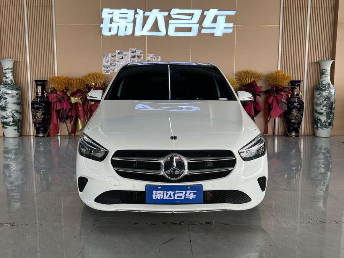 奔馳 奔馳B級  2022款 改款 B 200 動感型圖片