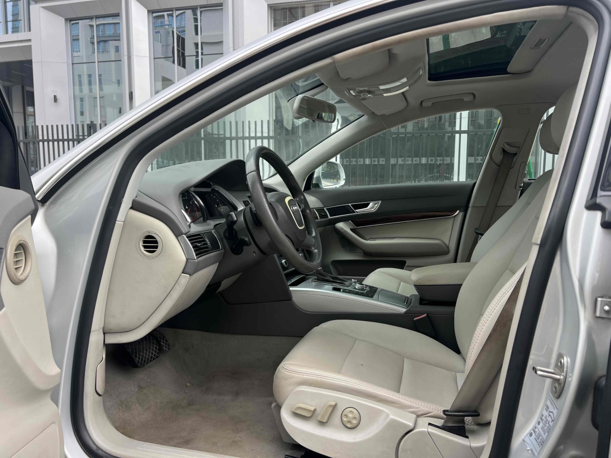 奧迪 奧迪A6L  2011款 A6L 2.0TFSI 標(biāo)準(zhǔn)型圖片