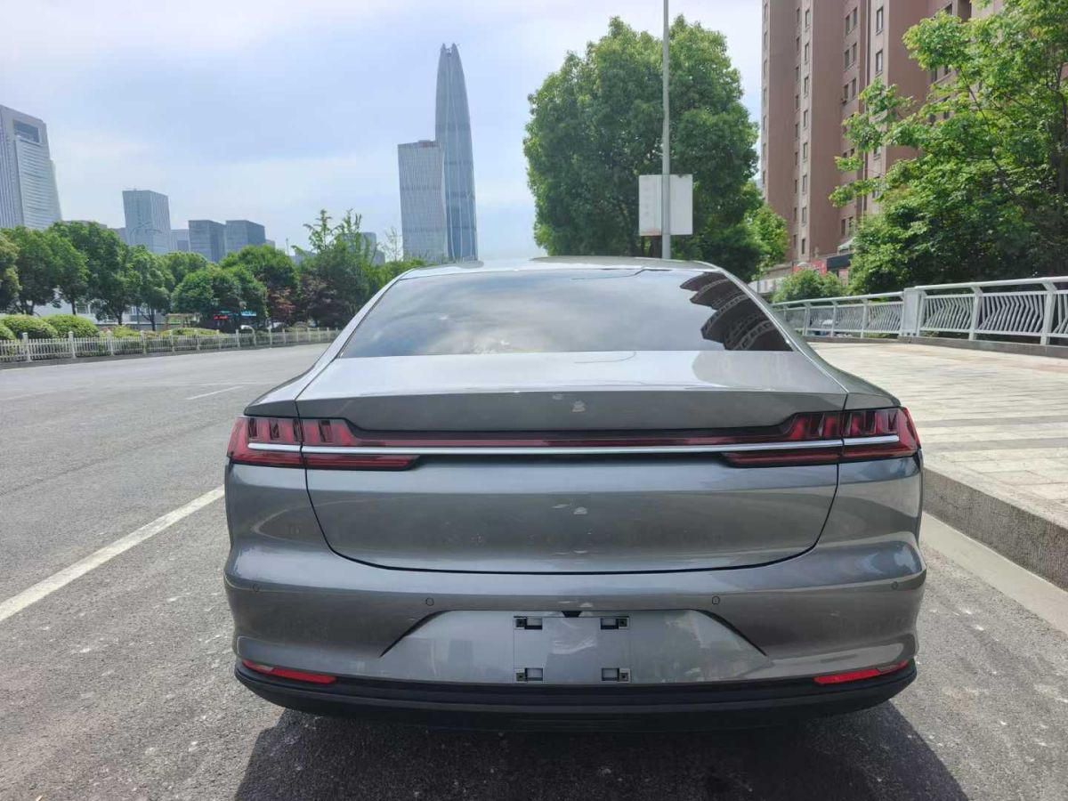 比亞迪 漢  2021款 EV 標(biāo)準(zhǔn)續(xù)航版豪華型圖片