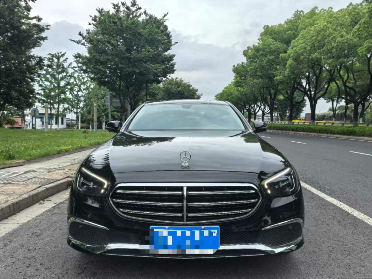 奔馳 奔馳E級(jí)  2022款 E 300 L 豪華型圖片