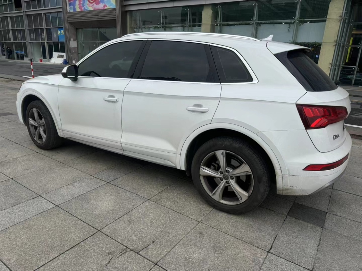 奧迪 奧迪Q5L  2018款 40 TFSI 榮享進取型圖片