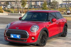 MINI MINI 1.5T COOPER 冰藍(lán)色限量版 五門(mén)版