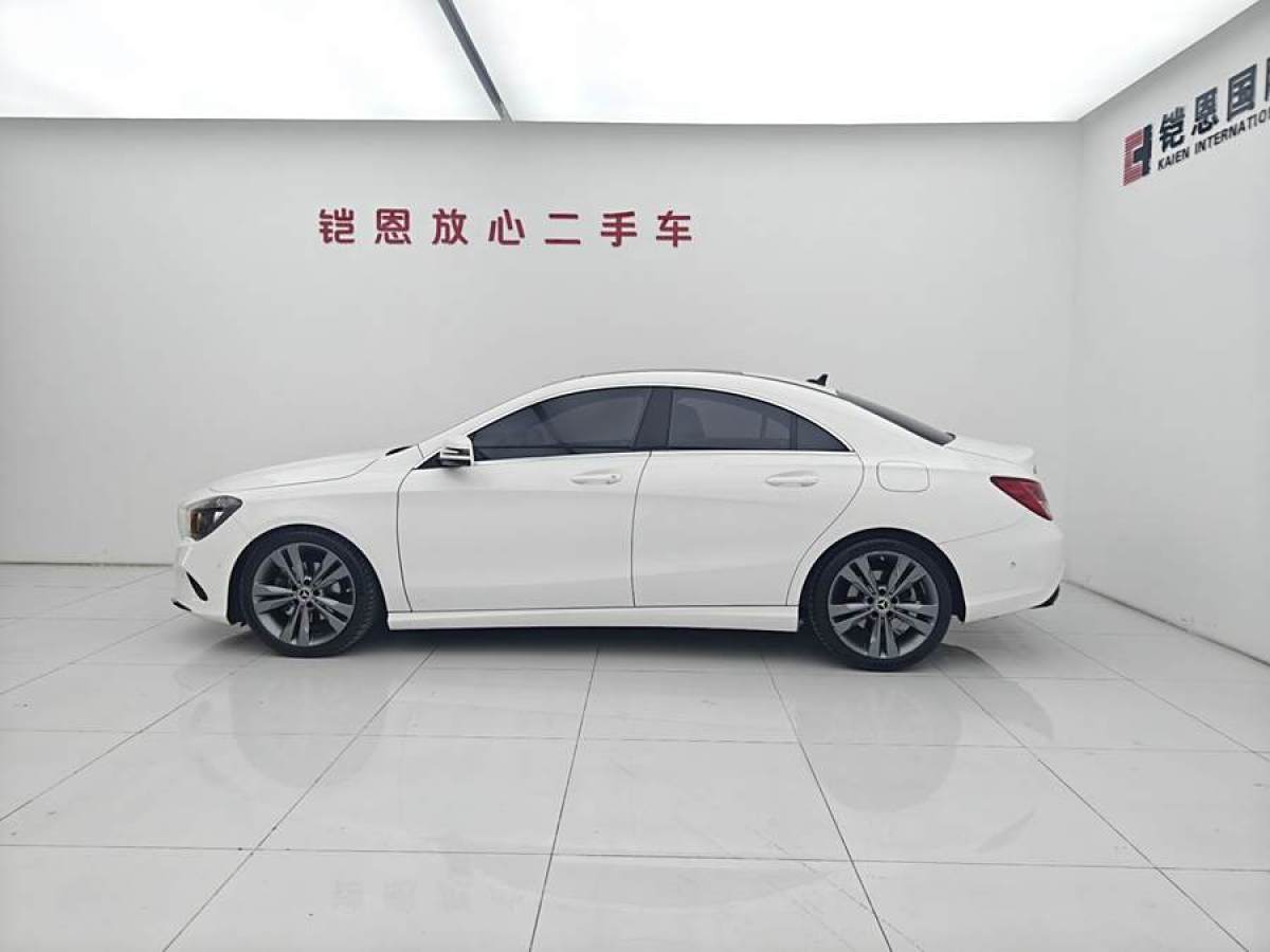 奔馳 奔馳CLA級  2018款 CLA 200 動感型圖片