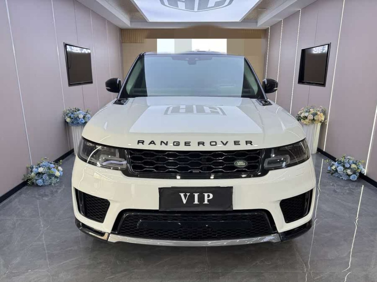 路虎 攬勝運(yùn)動版  2016款 3.0 V6 SC HSE DYNAMIC圖片