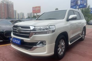 蘭德酷路澤 豐田 5.7L VX-R 12氣 底升(中東版)