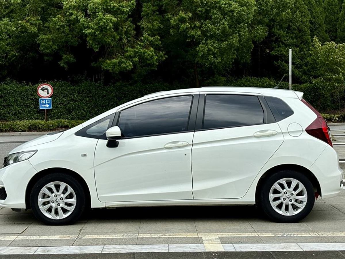 2019年5月本田 飛度  2018款 1.5L CVT舒適天窗版