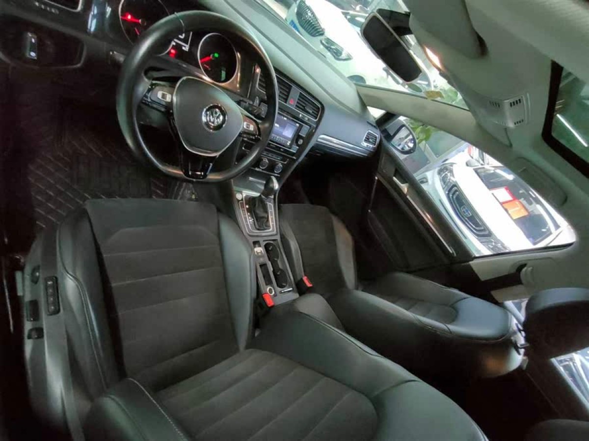 大眾 高爾夫  2018款 230TSI 自動舒適型圖片