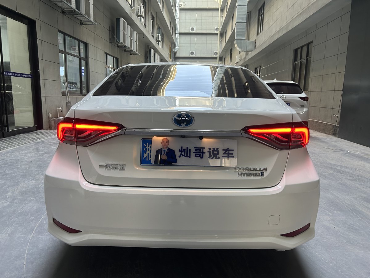 豐田 卡羅拉  2023款 1.8L 智能電混雙擎 精英版圖片