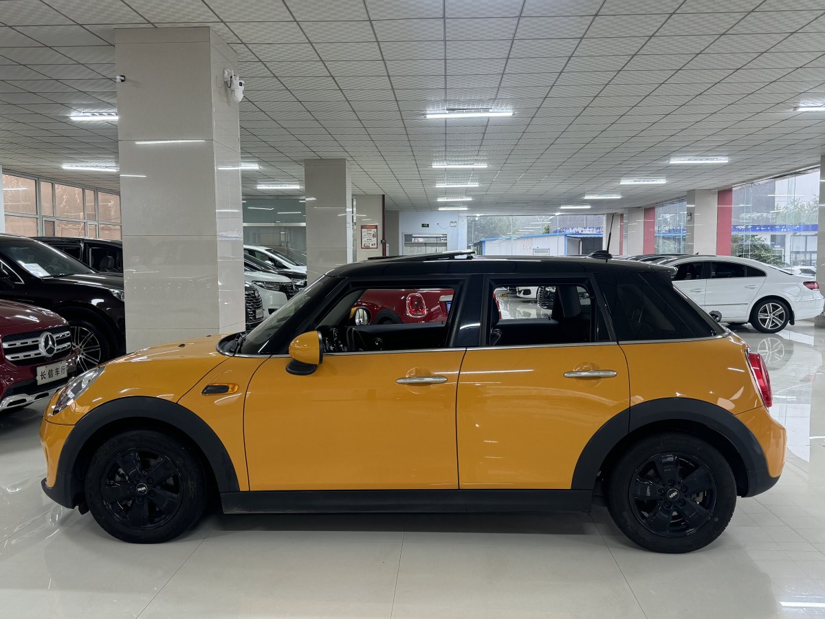 MINI MINI  2016款 1.2T ONE 先鋒派 五門版圖片