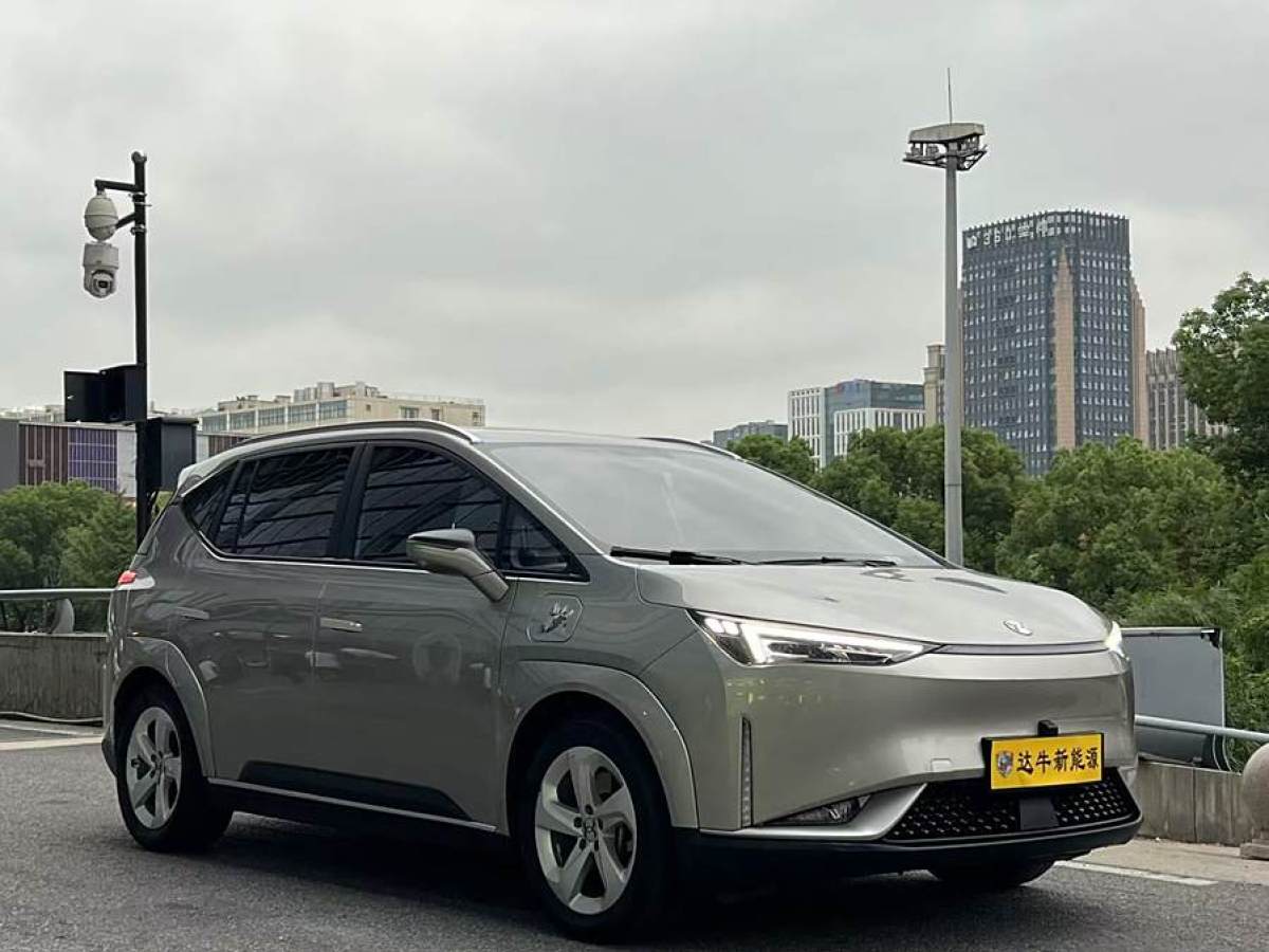 合創(chuàng) 合創(chuàng)Z03  2022款 510km 潮享版 135kW 64.23kWh圖片