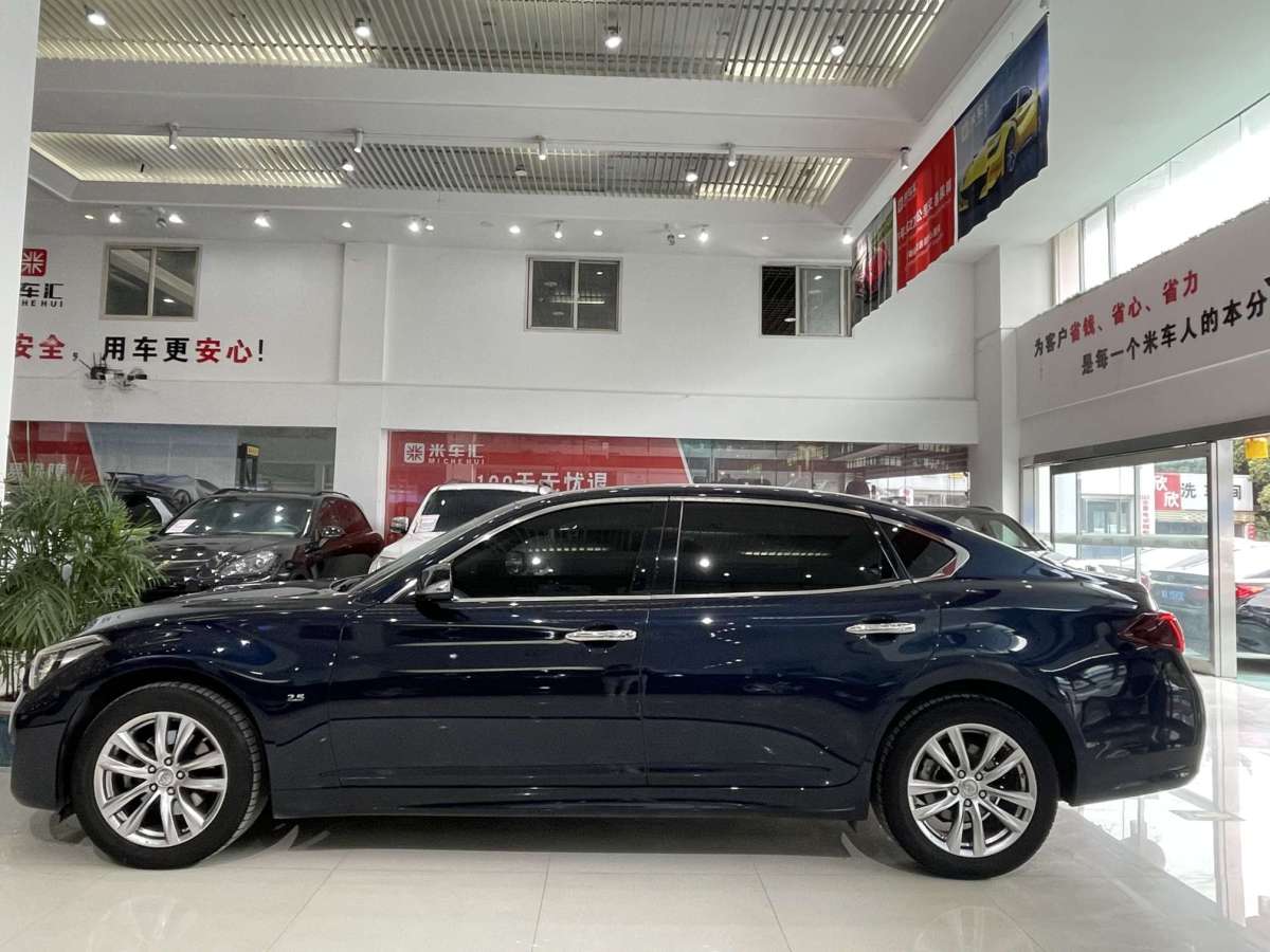 【周口】2018年10月 英菲尼迪 q70 2017款 q70l 2.5l 精英版 手自一體