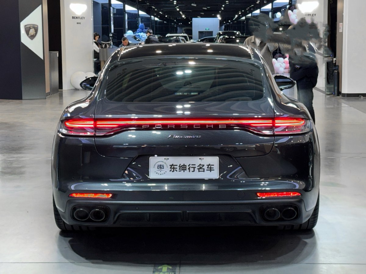 2023年5月保時(shí)捷 Panamera  2022款 Panamera 行政加長(zhǎng)版 2.9T