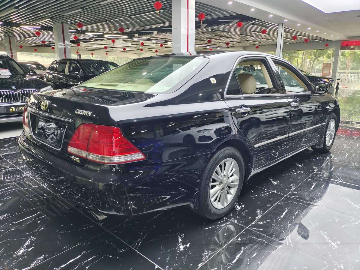 2005年6月豐田 皇冠  2005款 3.0L Royal