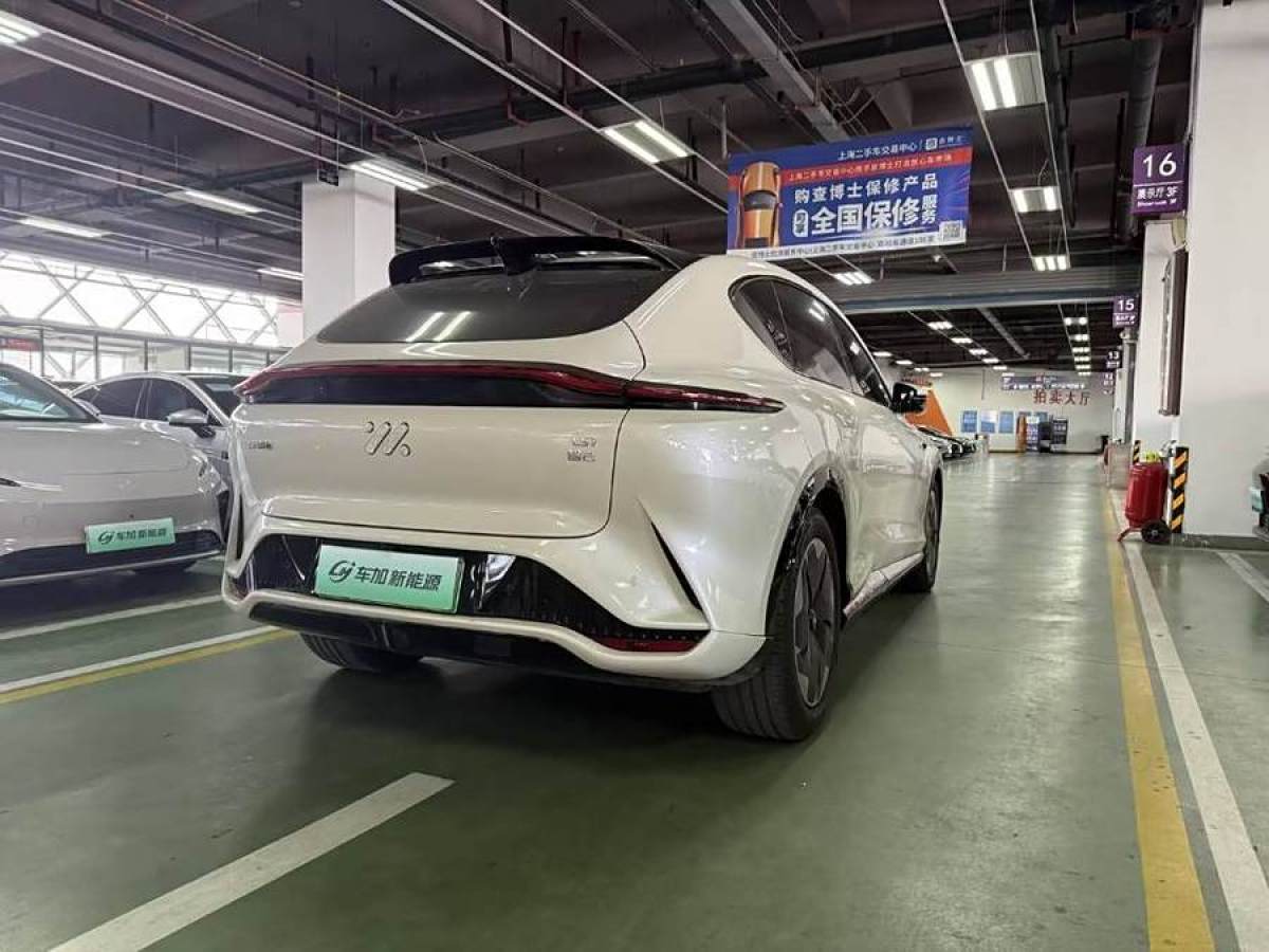 智己 智己LS7  2023款 100kWh Lux四驅(qū)版圖片