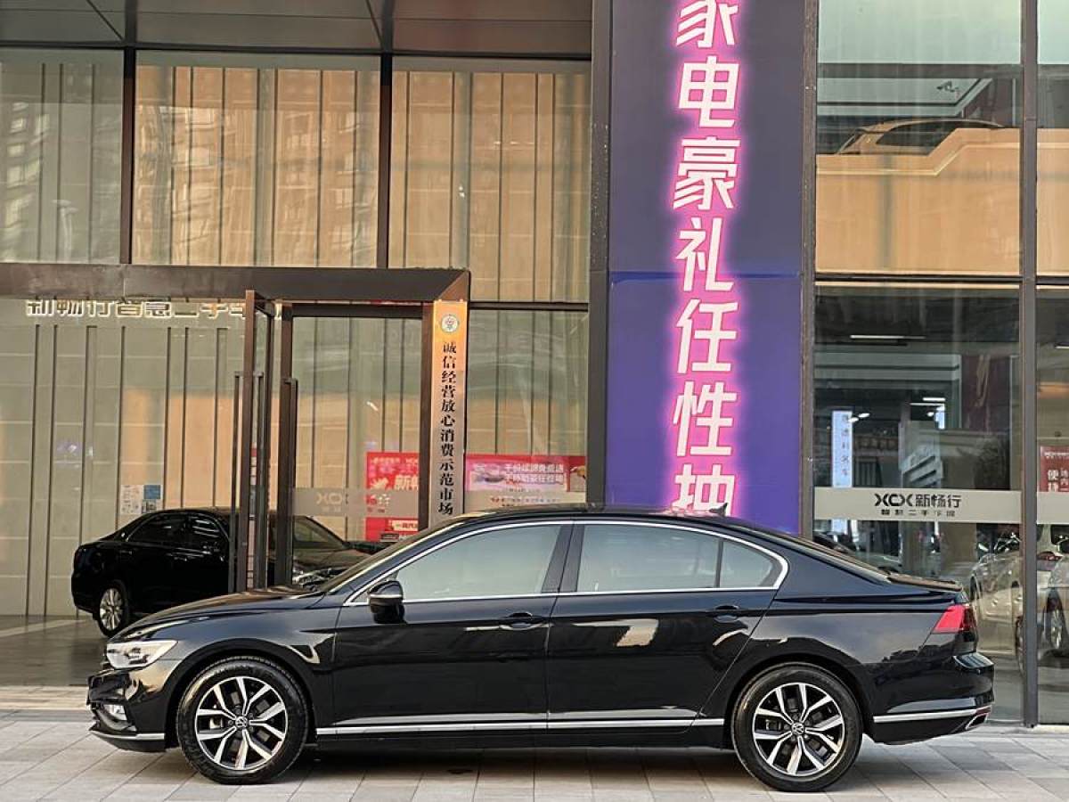 大眾 邁騰  2020款 330TSI DSG 領(lǐng)先型圖片