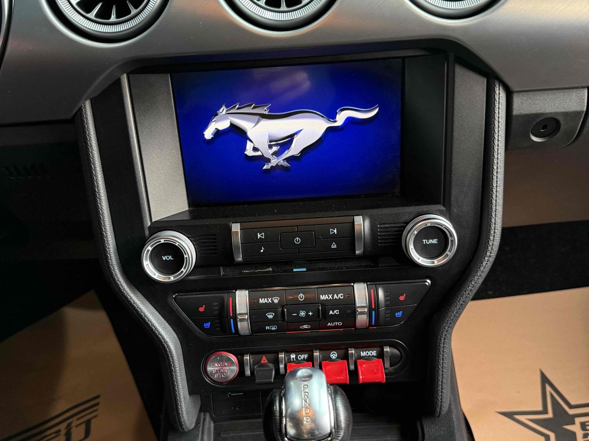 2022年3月福特 Mustang  2021款 2.3L EcoBoost