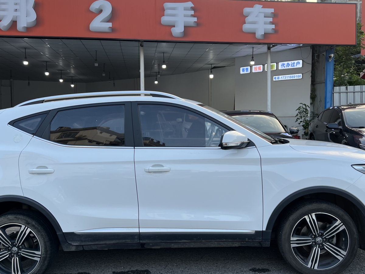 名爵 名爵ZS  2020款 全球百萬暢銷款 1.5L 手動65寸巨幕天窗版圖片