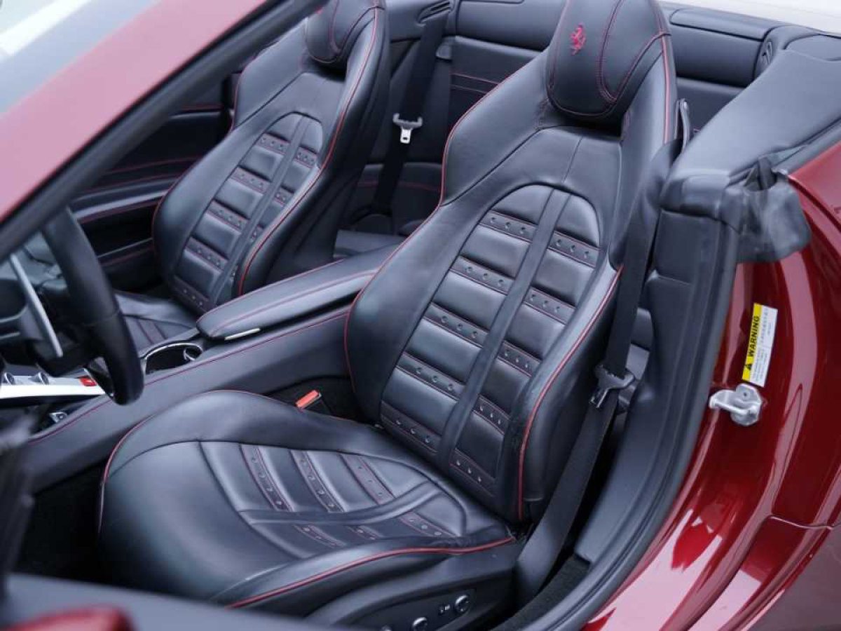 法拉利 California T  2015款 3.9T 標準型圖片