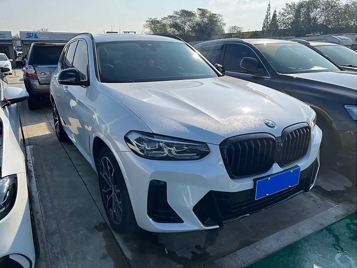 寶馬 寶馬X3  2022款 xDrive30i 領(lǐng)先型 M曜夜套裝圖片