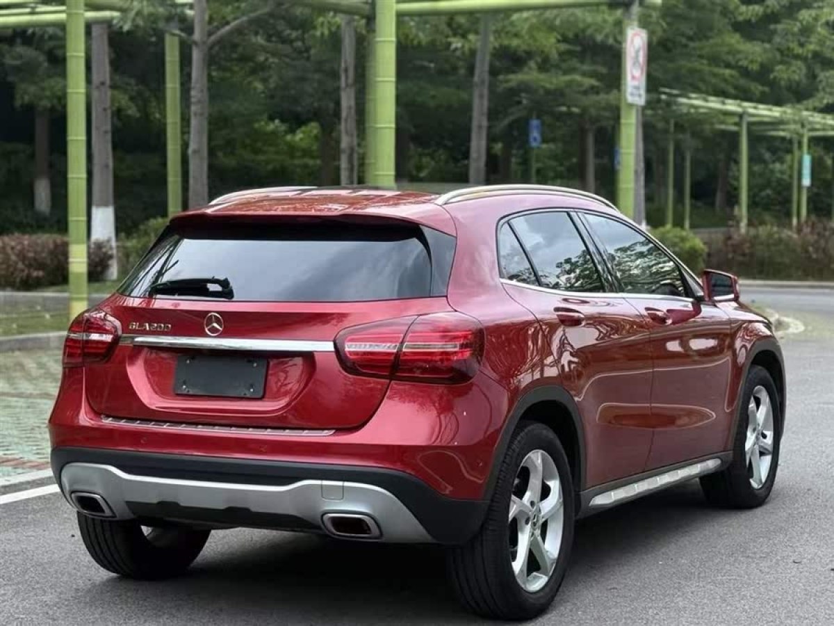 奔馳 奔馳GLA  2019款 GLA 200 動感型圖片