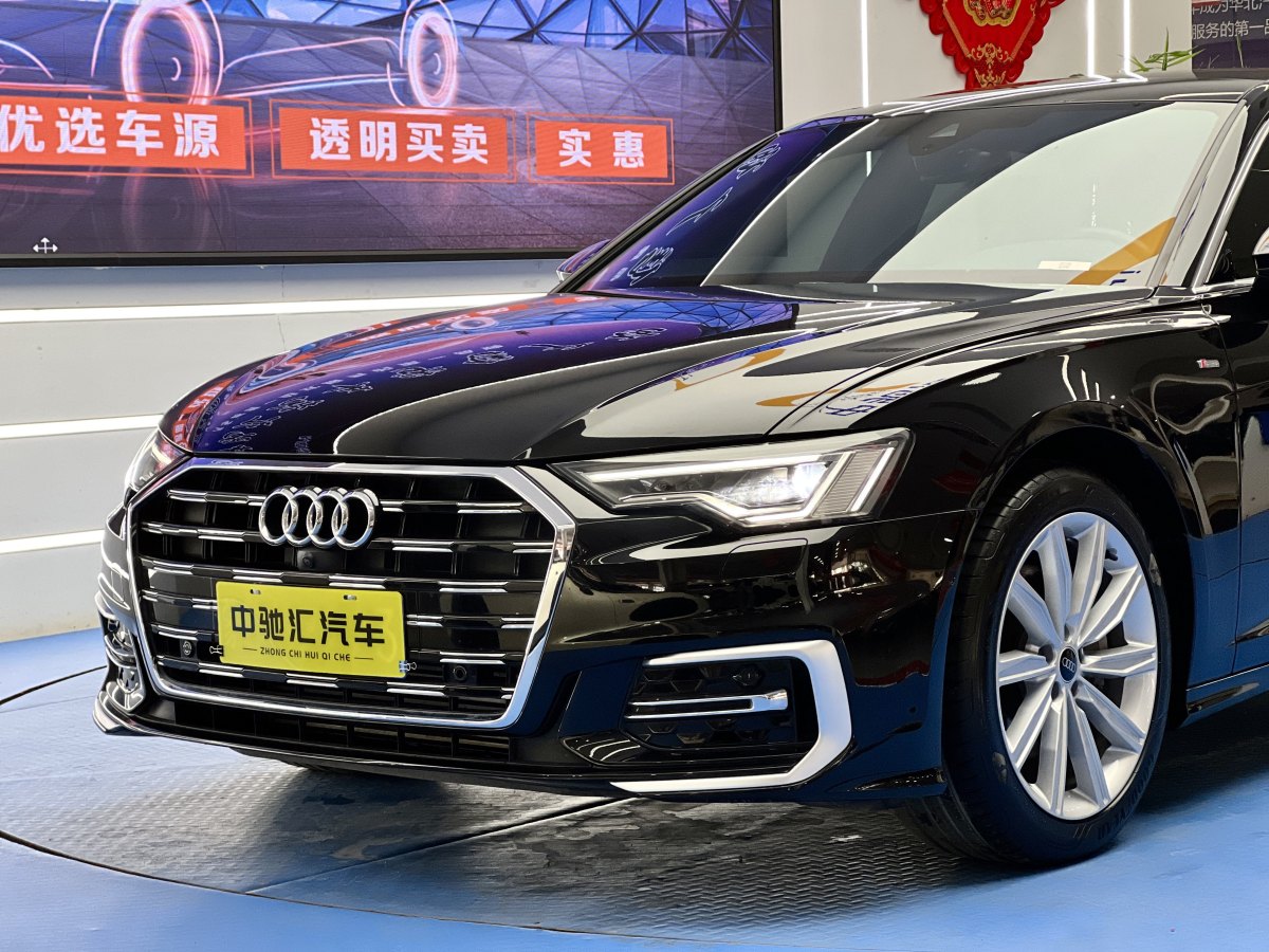 奧迪 奧迪A6L  2023款 改款 45 TFSI 臻選動(dòng)感型圖片